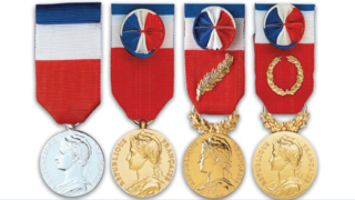 Médailles d'honneur du Travail